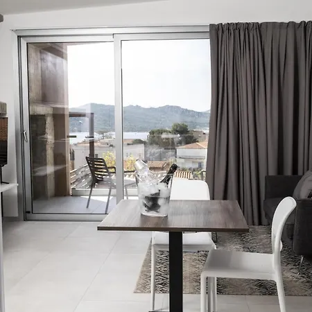 Onde La Maddalena (Sassari)