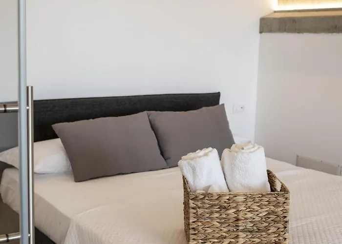 Onde * Ла-Маддалена